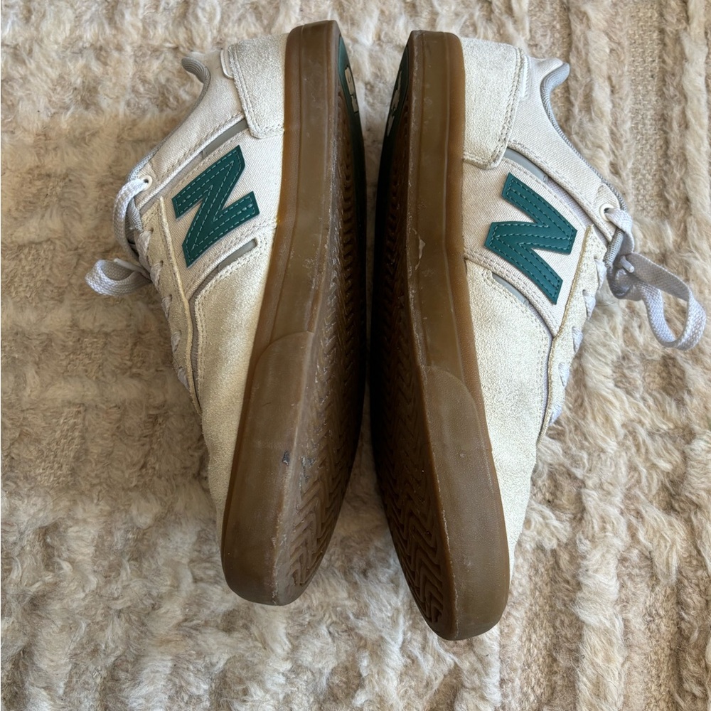 New Balance Cream and Teal Sneakers with Gum Sole - Picture 2 of 6
